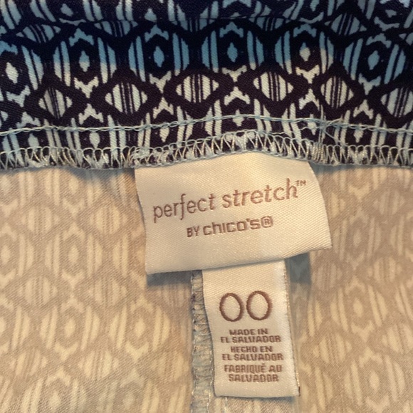 Perfect Stretch by Chicos patterned pull on style pants - Picture 3 of 4